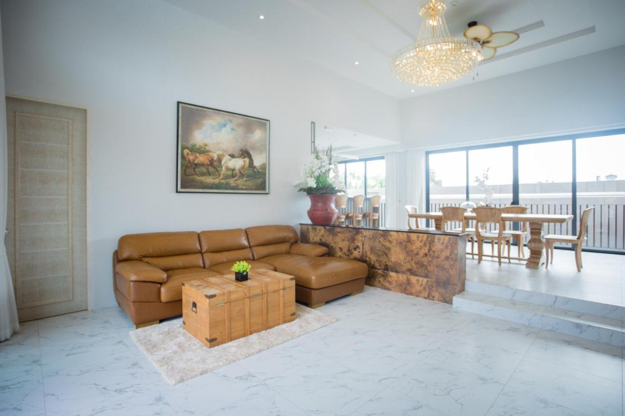 Gold Chariot Pool Villa, Phuket - Sha Plus Certified 邦涛海滩 外观 照片