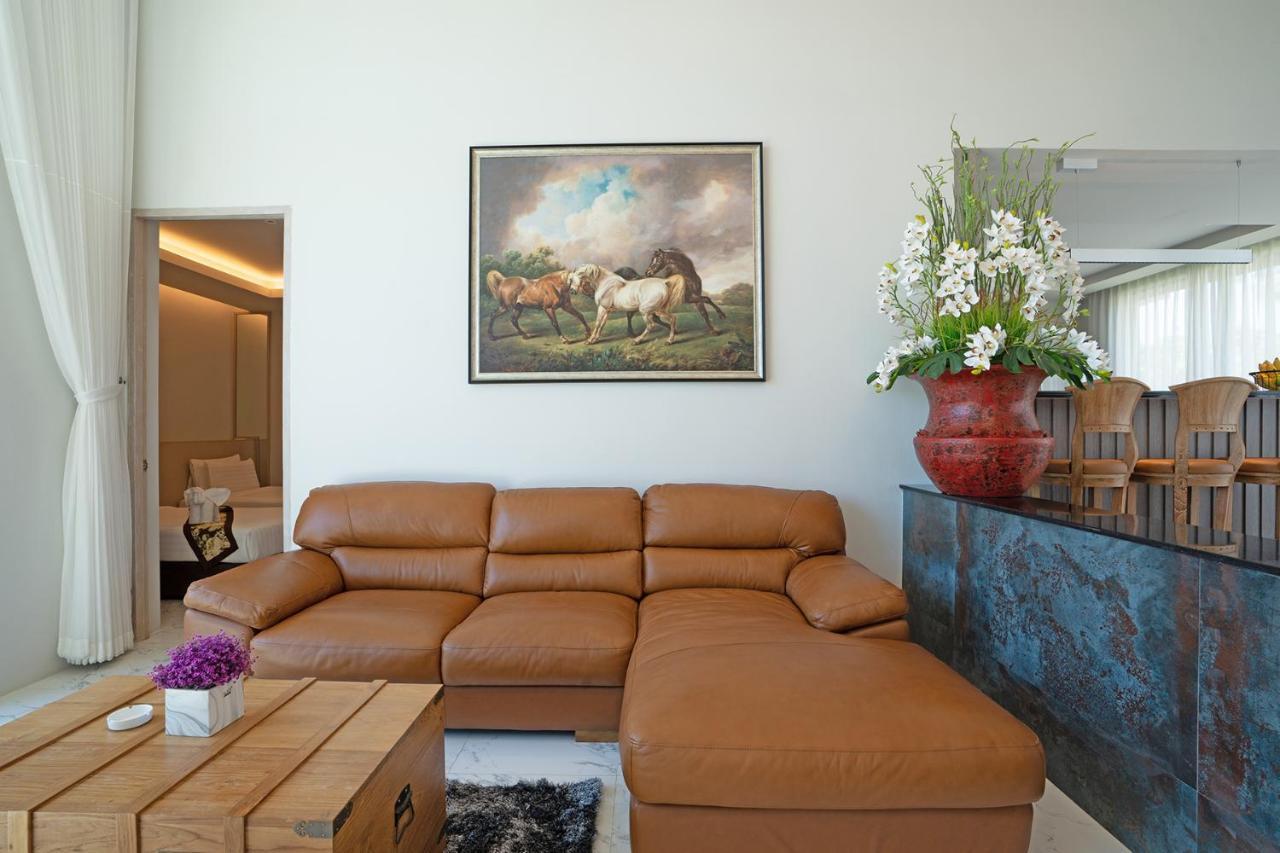Gold Chariot Pool Villa, Phuket - Sha Plus Certified 邦涛海滩 外观 照片